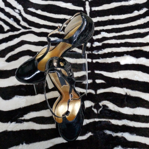 Black Mary Jane Style Shoes - Picture 1 of 7